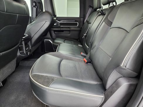 Used 2022 RAM 3500 Laramie image 9