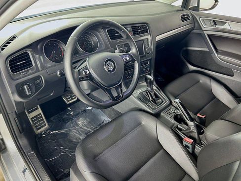 Used 2017 Volkswagen Golf Alltrack S AWD/4WD image 9