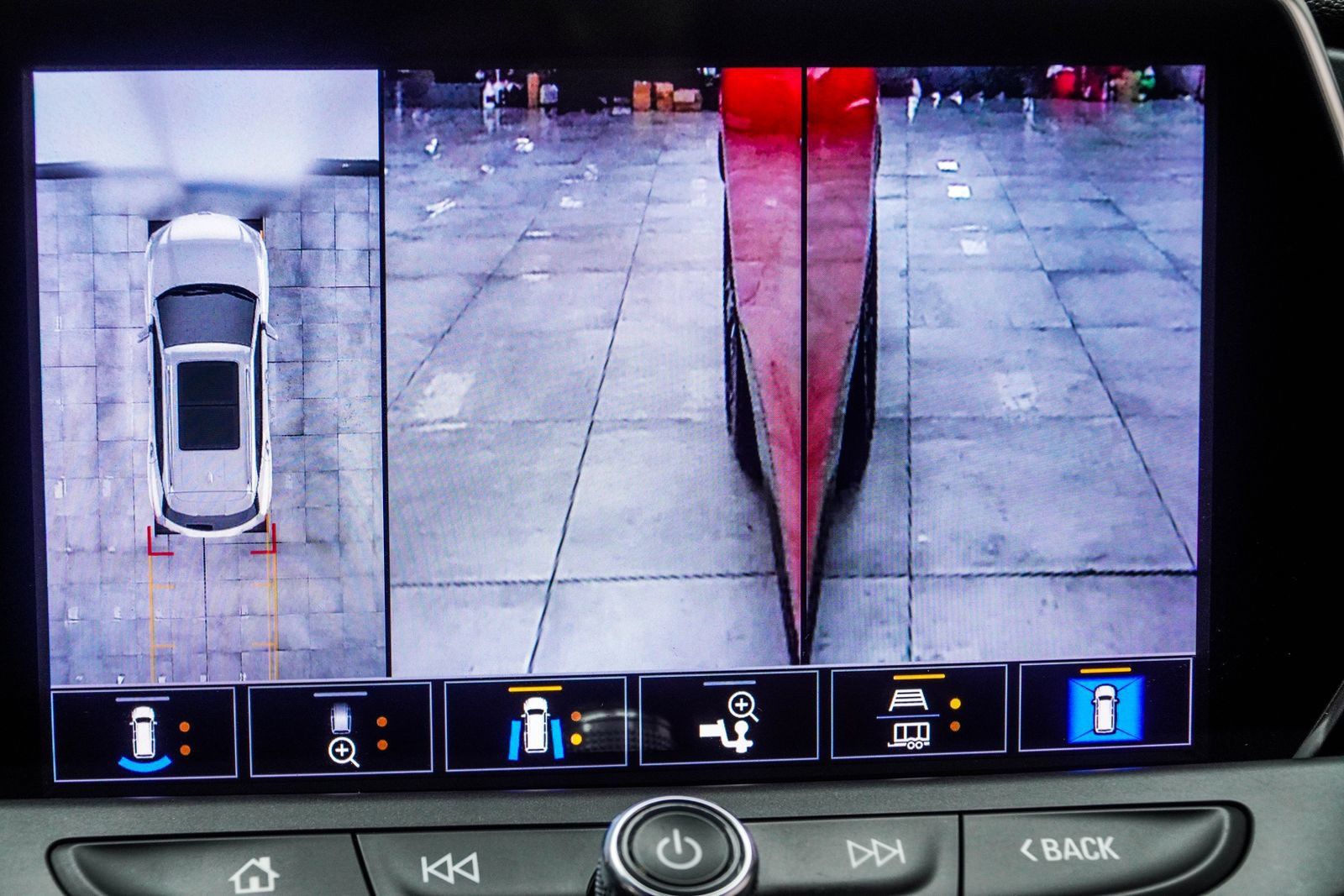 Used 2022 Chevrolet Blazer RS w/ Enhanced Convenience Package FWD image 32