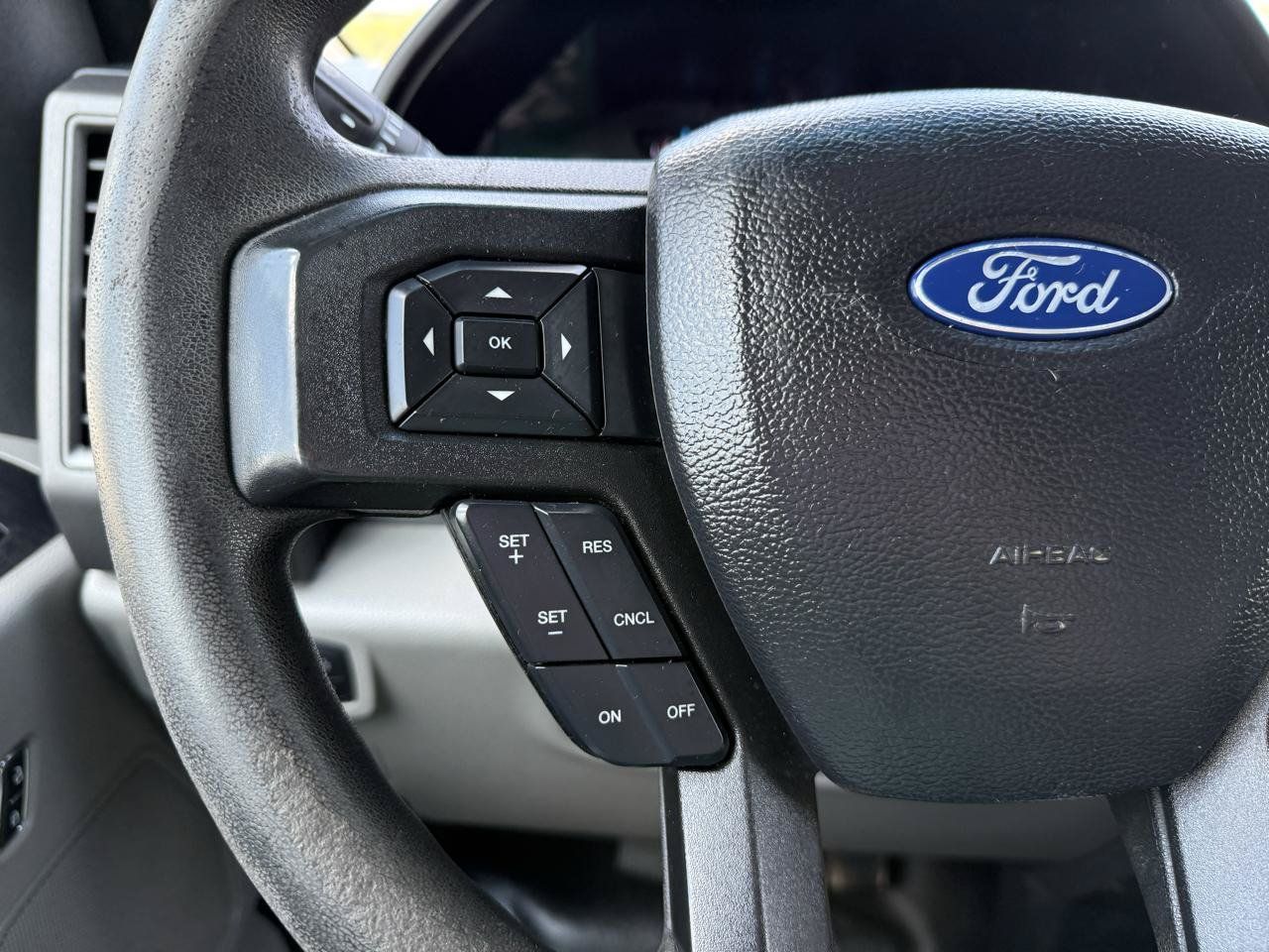 Used 2019 Ford F250 XL w/ Power Equipment Group AWD/4WD image 19