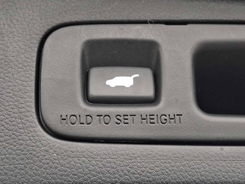 Used 2024 Honda CR-V EX-L image 29