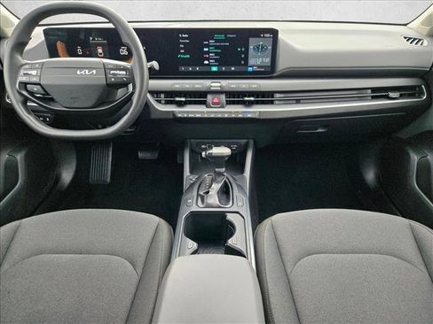 Used 2025 Kia K4 FWD image 15