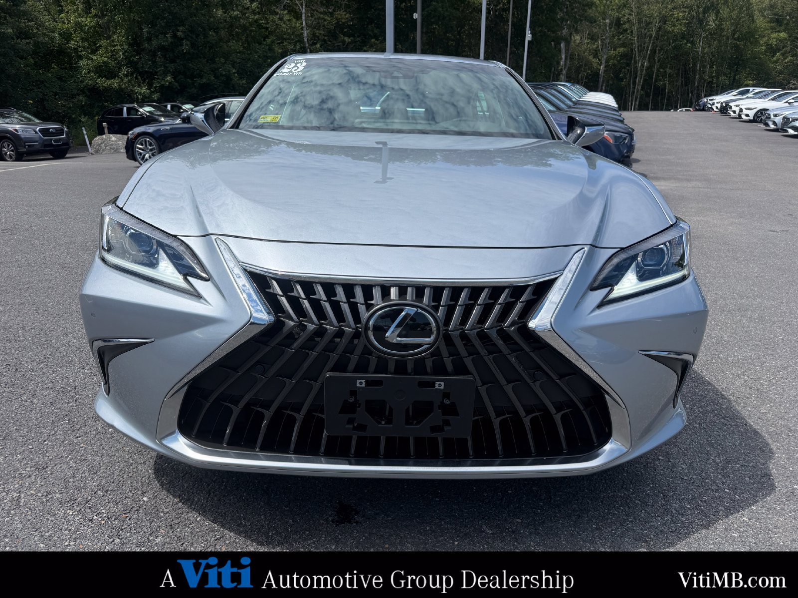 Used 2023 Lexus ES 350 w/ Premium Package FWD image 3