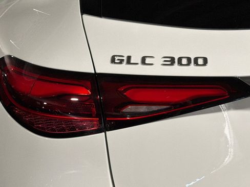 New 2026 Mercedes-Benz GLC 300 image 26
