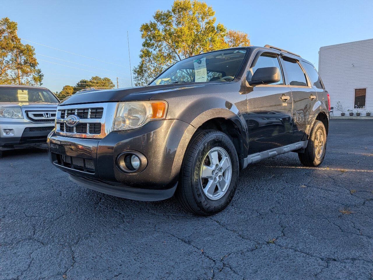 Used 2011 Ford Escape XLT w/ 202A Rapid Spec Order Code FWD image 5