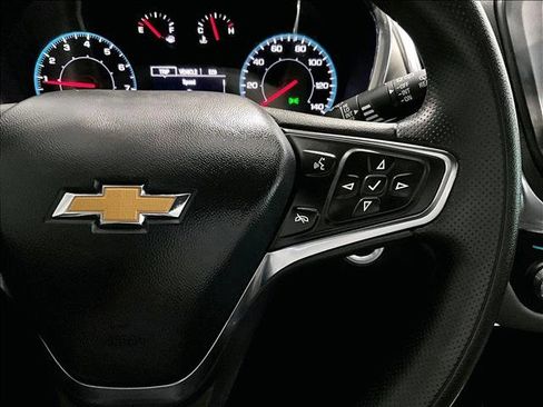 Used 2024 Chevrolet Equinox LS FWD image 21