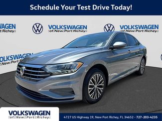 Used 2020 Volkswagen Jetta SE w/ SE Cold Weather Package FWD video 1