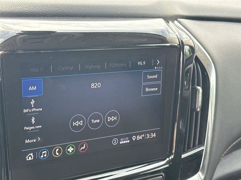 Used 2020 Chevrolet Traverse LT w/ Driver Confidence II Package AWD/4WD image 26
