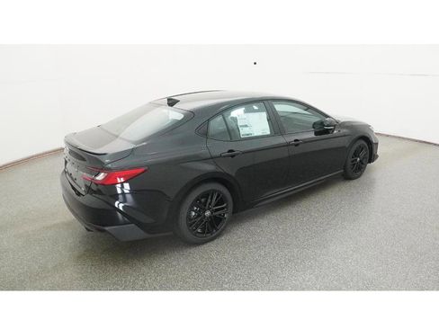 New 2026 Toyota Camry SE image 9