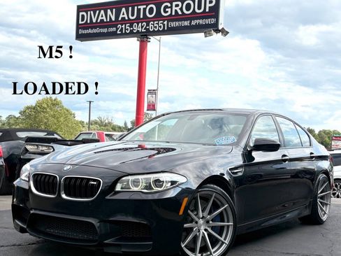Used 2014 BMW M5 RWD image 1