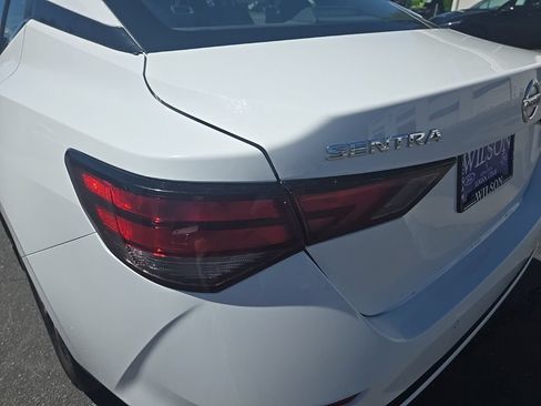 Used 2022 Nissan Sentra SV FWD image 33