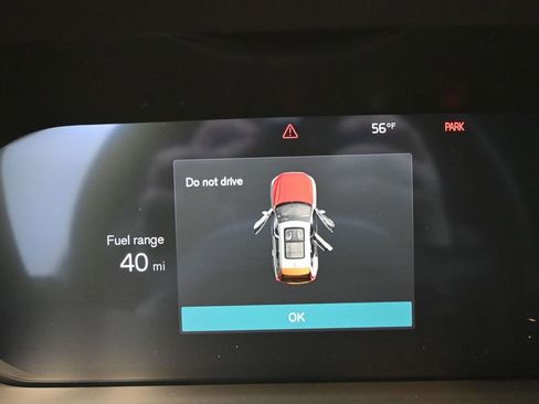 New 2026 Volvo XC60 B5 Plus w/ Protection Package Premier image 14