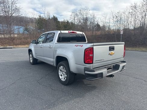 Used 2019 Chevrolet Colorado LT w/ LT Convenience Package image 3