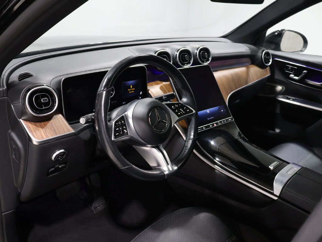 Used 2023 Mercedes-Benz GLC 300 4MATIC image 15