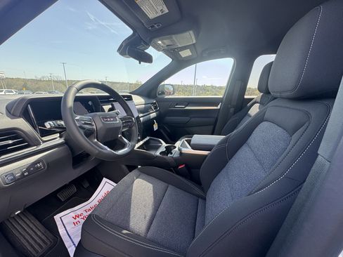 New 2025 GMC Terrain Elevation image 10