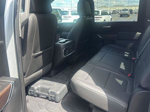 Used 2021 GMC Sierra 2500 SLT w/ SLT Premium Package AWD/4WD image 4