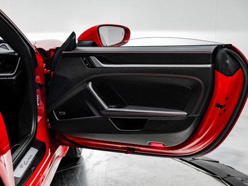 Used 2024 Porsche 911 Carrera w/ Premium Package image 72