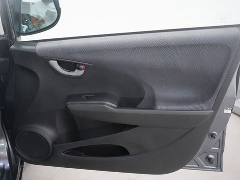 Used 2013 Honda Fit image 9