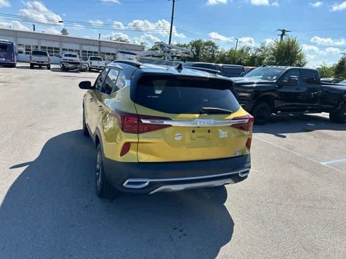 Used 2022 Kia Seltos S AWD/4WD image 18