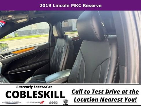 Used 2019 Lincoln MKC Reserve w/ MKC Climate Package AWD/4WD image 11