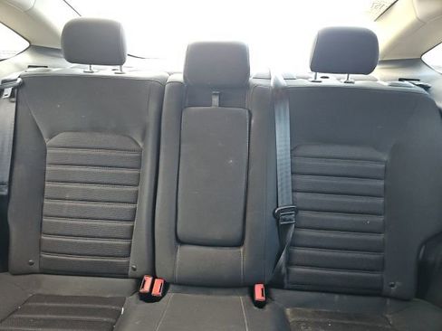 Used 2019 Ford Fusion SE AWD/4WD image 12