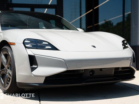 Used 2025 Porsche Taycan Turbo AWD/4WD image 2