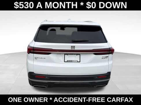 Used 2025 Buick Enclave Preferred AWD/4WD image 4