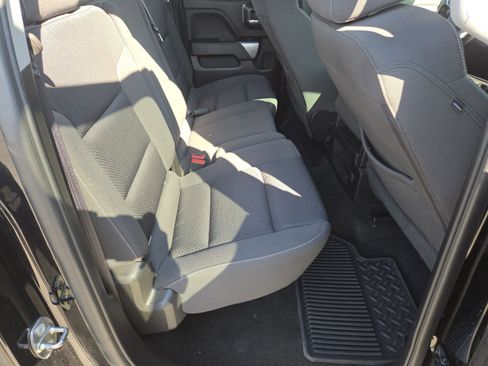 Used 2018 Chevrolet Silverado 1500 LT image 19