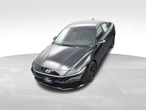 Used 2026 Hyundai Elantra Sport FWD image 24