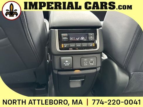 New 2025 Subaru Ascent Touring image 21