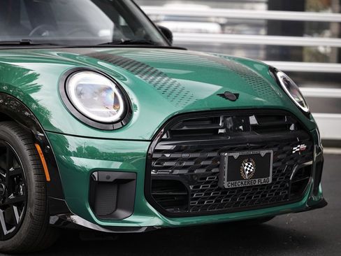 New 2026 MINI Cooper S image 2