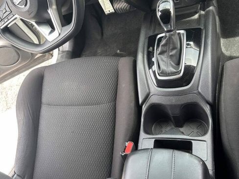 Used 2019 Nissan Rogue Sport S FWD image 5