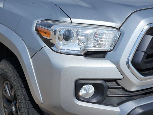 Used 2023 Toyota Tacoma SR5 RWD image 10