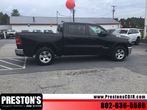 Used 2025 RAM 1500 Big Horn AWD/4WD image 7