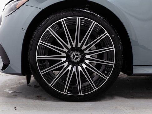 Certified 2024 Mercedes-Benz E 350 4MATIC Sedan image 38