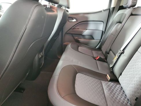 Used 2022 Chevrolet Colorado Z71 w/ Z71 Midnight Edition image 13