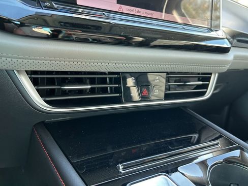 New 2026 Volkswagen Atlas Peak Edition AWD/4WD image 33
