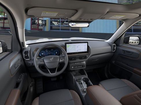 Used 2025 Ford Bronco Sport Outer Banks w/ Outer Banks Tech Package+ image 9