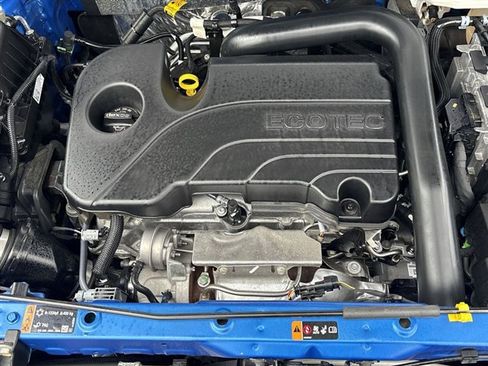 Used 2024 Chevrolet Equinox LT w/ LPO, Floor Liner Package AWD/4WD image 28