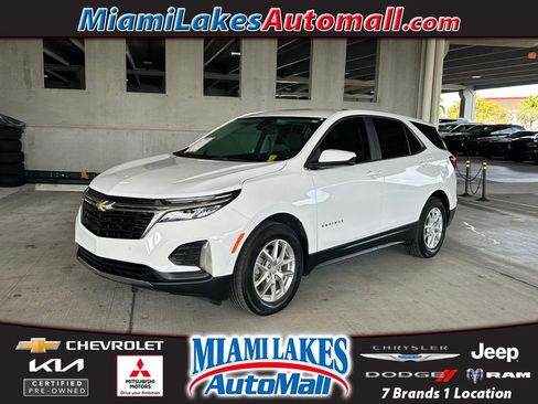 Used 2022 Chevrolet Equinox LT image 1