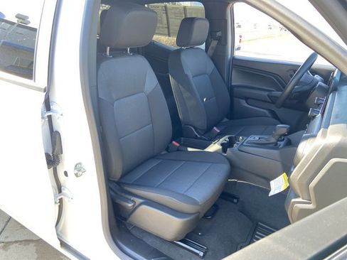 Used 2024 Chevrolet Colorado W/T image 19