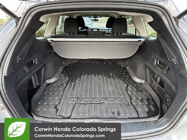 Used 2024 Subaru Outback Premium AWD/4WD image 27