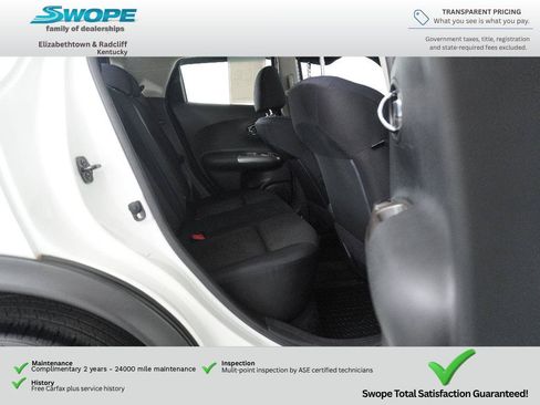 Used 2013 Nissan Juke S FWD image 10