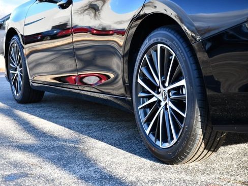 New 2025 Lexus ES 350 w/ Premium Package image 9