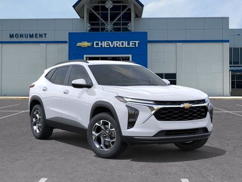 New 2026 Chevrolet Trax LT w/ LT Convenience Package FWD image 7