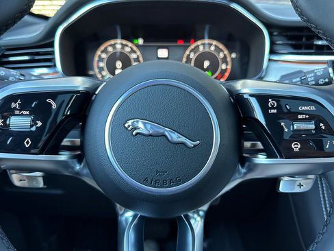 New 2026 Jaguar F-PACE R-Dynamic S image 17