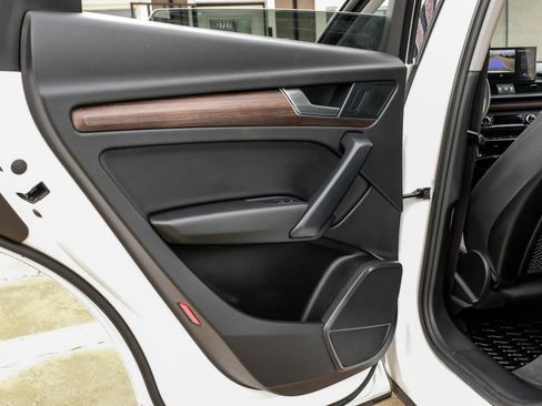 Used 2022 Audi Q5 2.0T Premium image 49