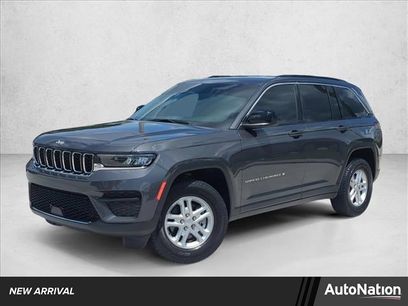 Used 2025 Jeep Grand Cherokee Laredo w/ Luxury Tech Group I