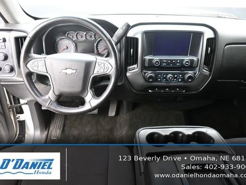 Used 2017 Chevrolet Silverado 1500 LT w/ All Star Edition AWD/4WD image 26