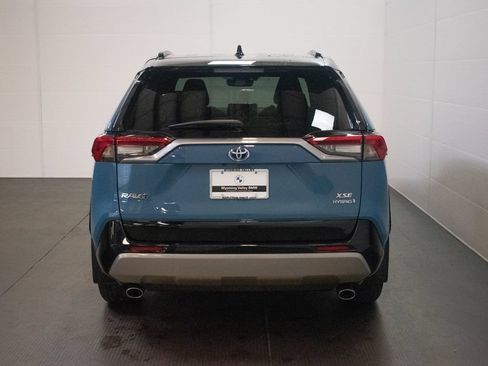 Used 2022 Toyota RAV4 XSE w/ XSE Grade Weather Package AWD/4WD image 5